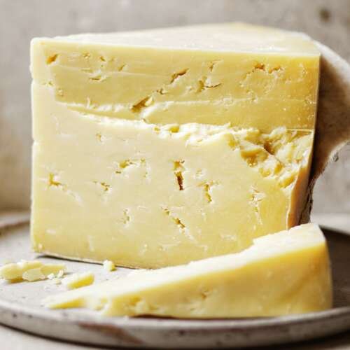 Cantal - Cheddar Clothbound Style